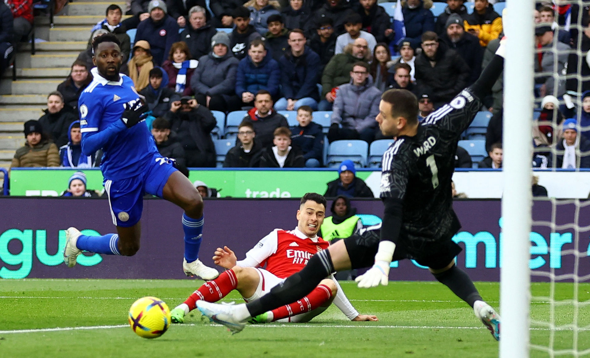 况与转会策 况与转会策